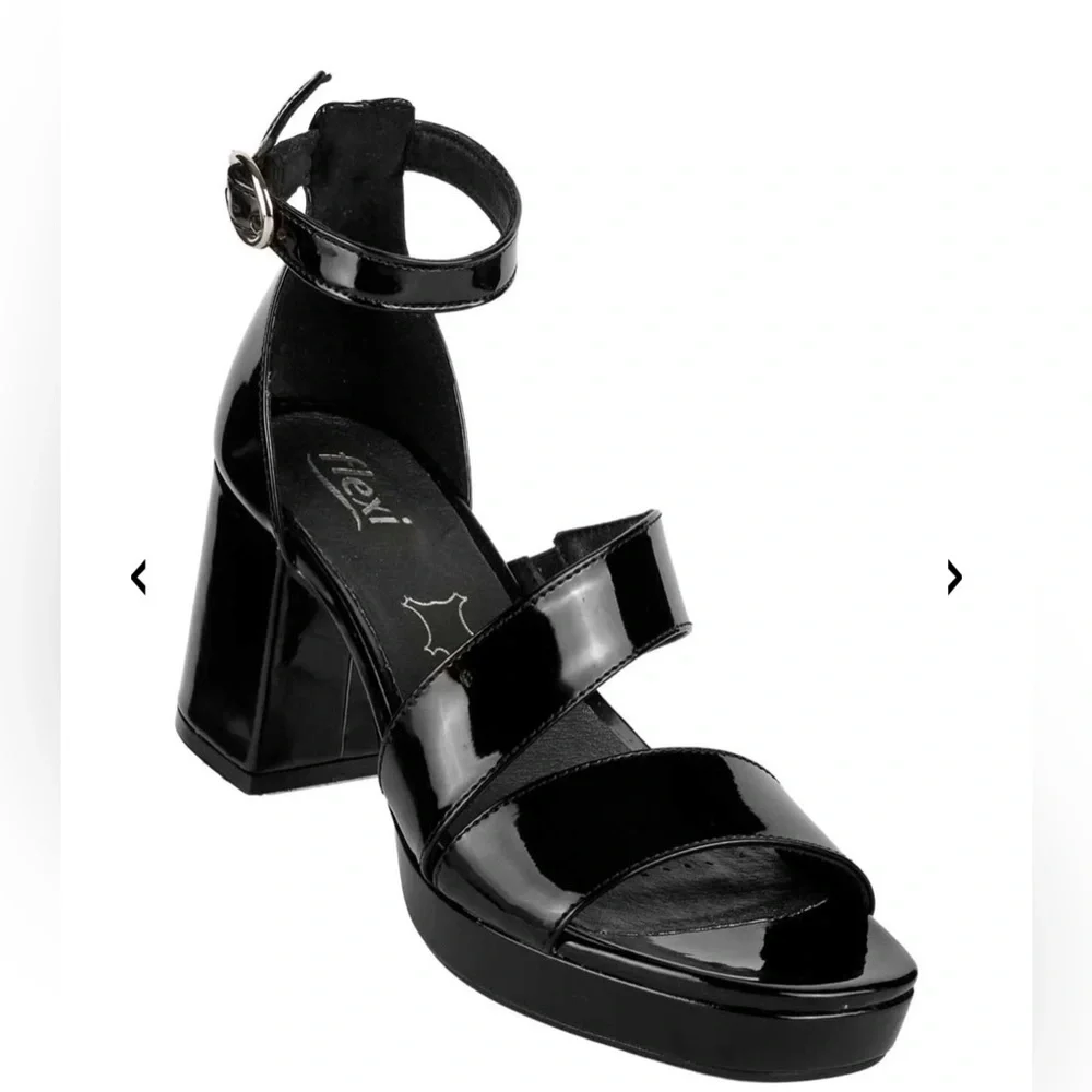 Flexi black patent platform sandals size 9.5